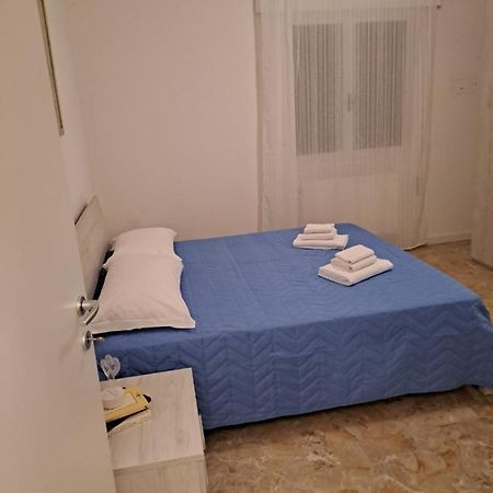 Apartment Angy Мира Екстериор снимка